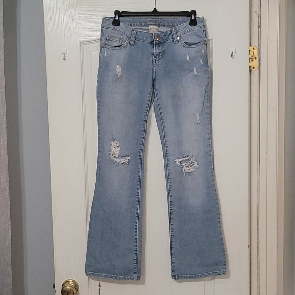 Decree size 3 jeans.